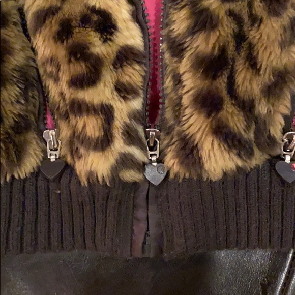 *SOLD* Toddler Leopard Faux Fur Bomber - Picture 3 of 3